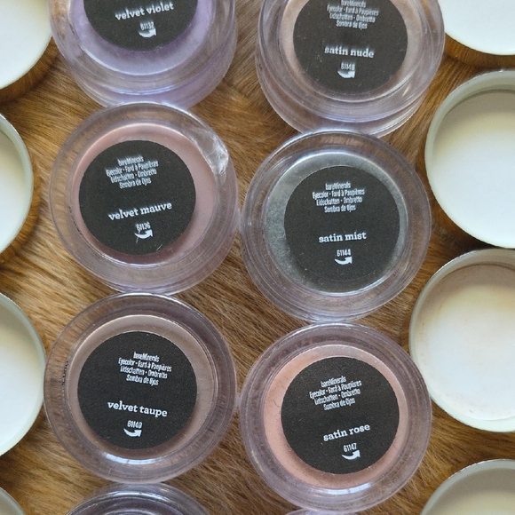 BareMinerals Powder Eye Shadow- NWT BUYERS CHOICE - Picture 5 of 6